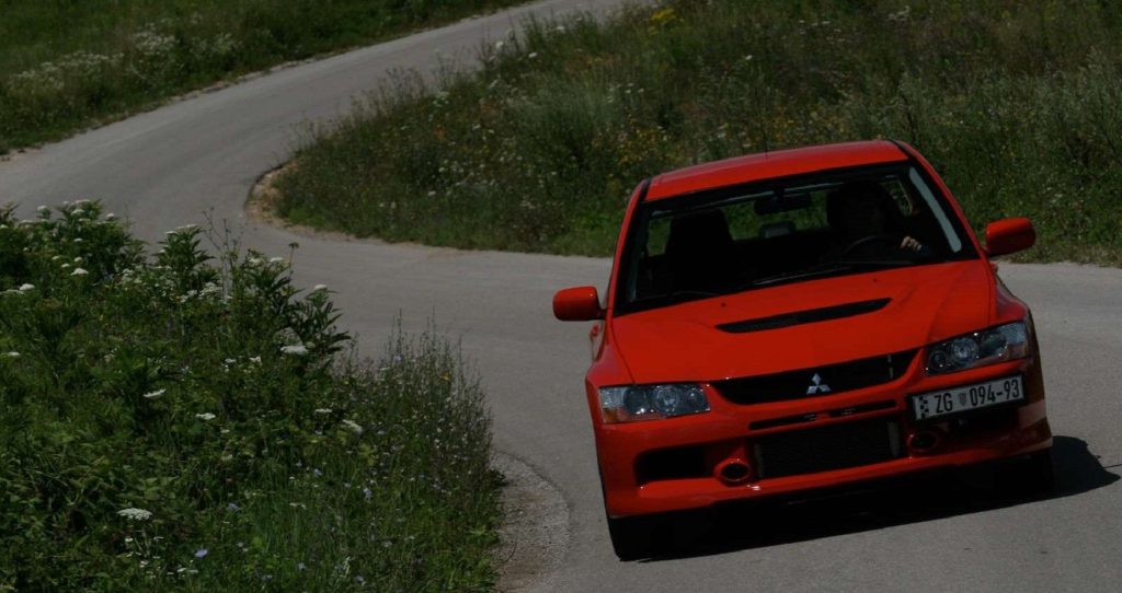 Ένας οδηγός για την αγορά ενός Mitsubishi Lancer EVO IX του 2006