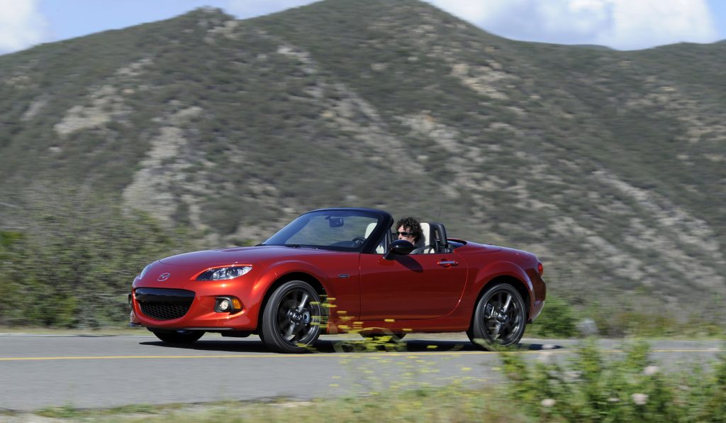 2015 Mazda MX-5 Miata Κριτική, αξιολογήσεις, προδιαγραφές, τιμές και φωτογραφίες