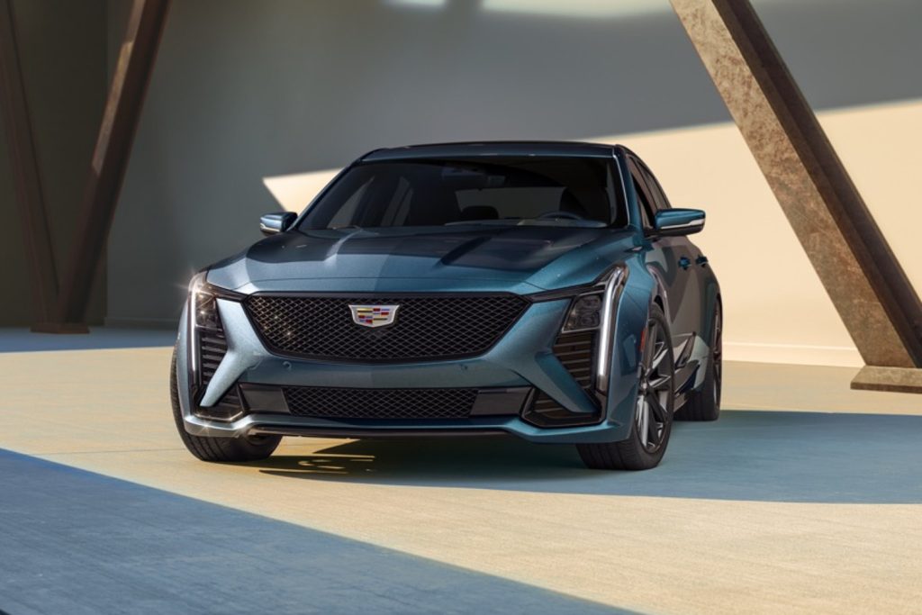 Το 2025 Cadillac CT5 Refresh φέρνει συνέχεια στα φώτα Sedan