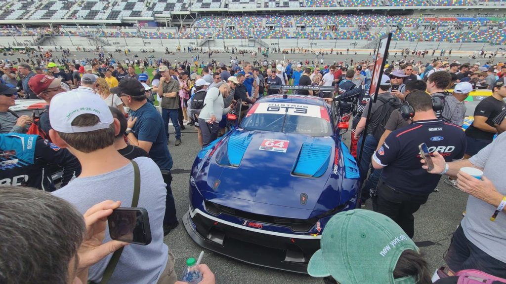 Η Ford ανοίγει νέο κεφάλαιο στο Daytona με supercar Mustang GT3/GTD