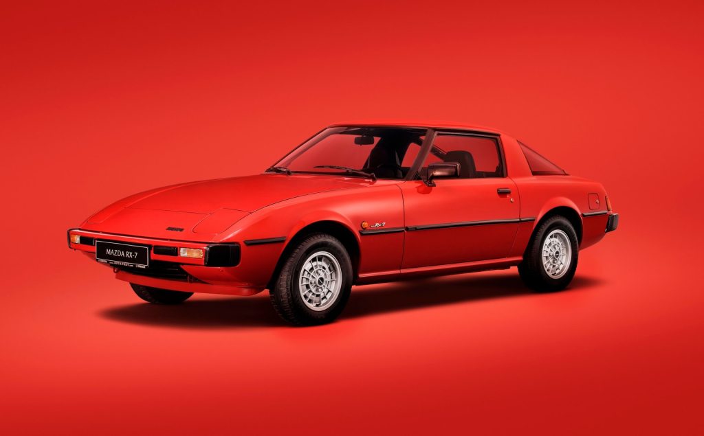 Mazda RX-7: Με βαριά φανέλα