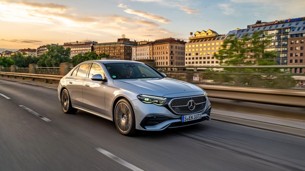 Νέα Mercedes-Benz E-Class: Οι 5 πτυχές ενός κορυφαίου πολυτελούς σεντάν