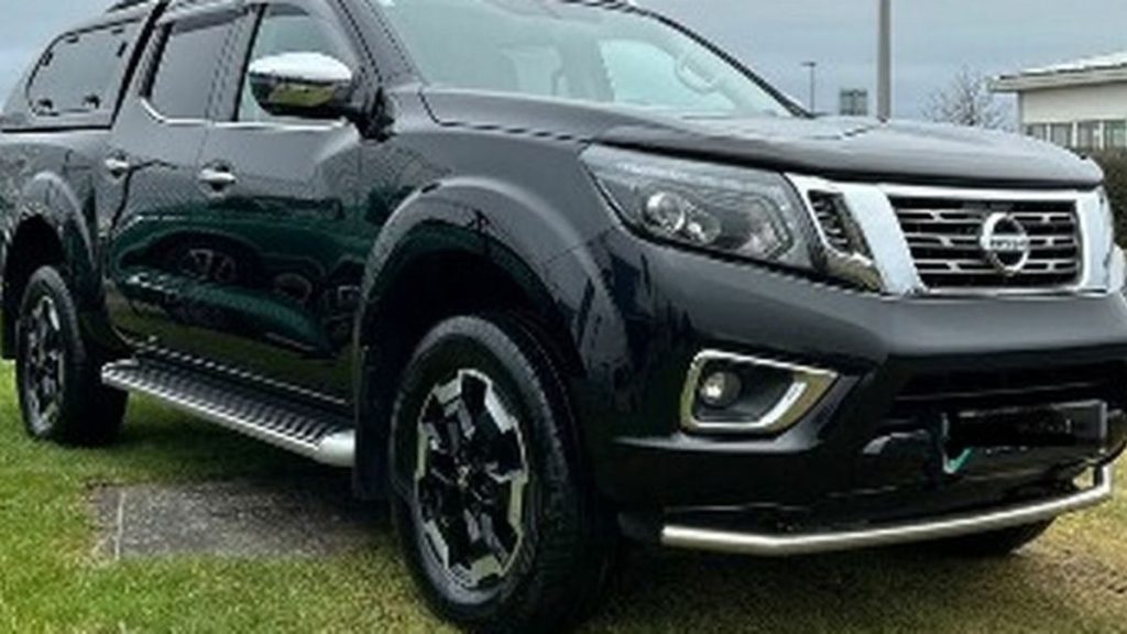 Η αστυνομία αναζητά κλεμμένο Nissan Navara Tenka, VN17 VHP