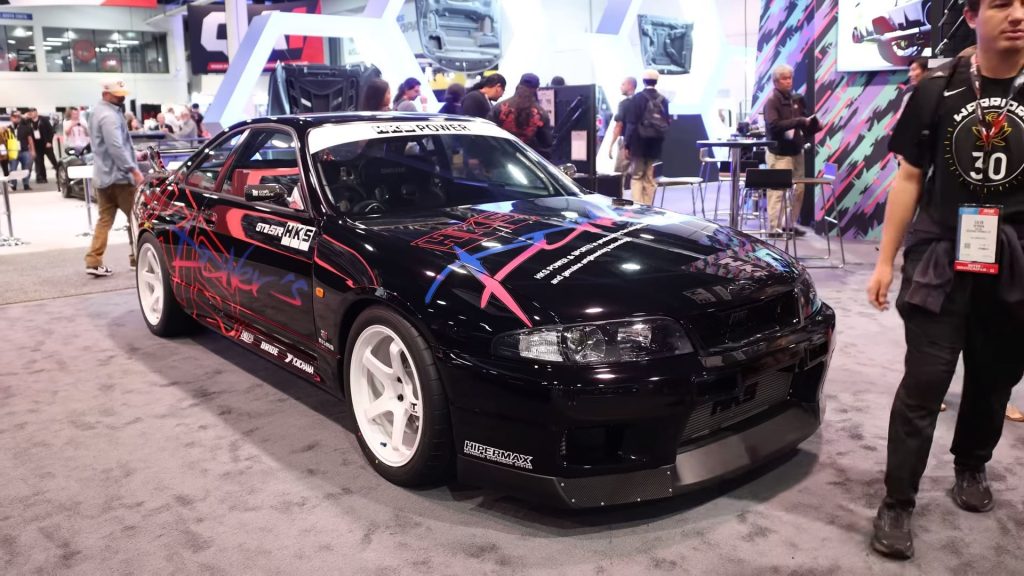 Η ιστορία πίσω από το ρεκόρ HKS Nissan Skyline GTR R33 Race Car