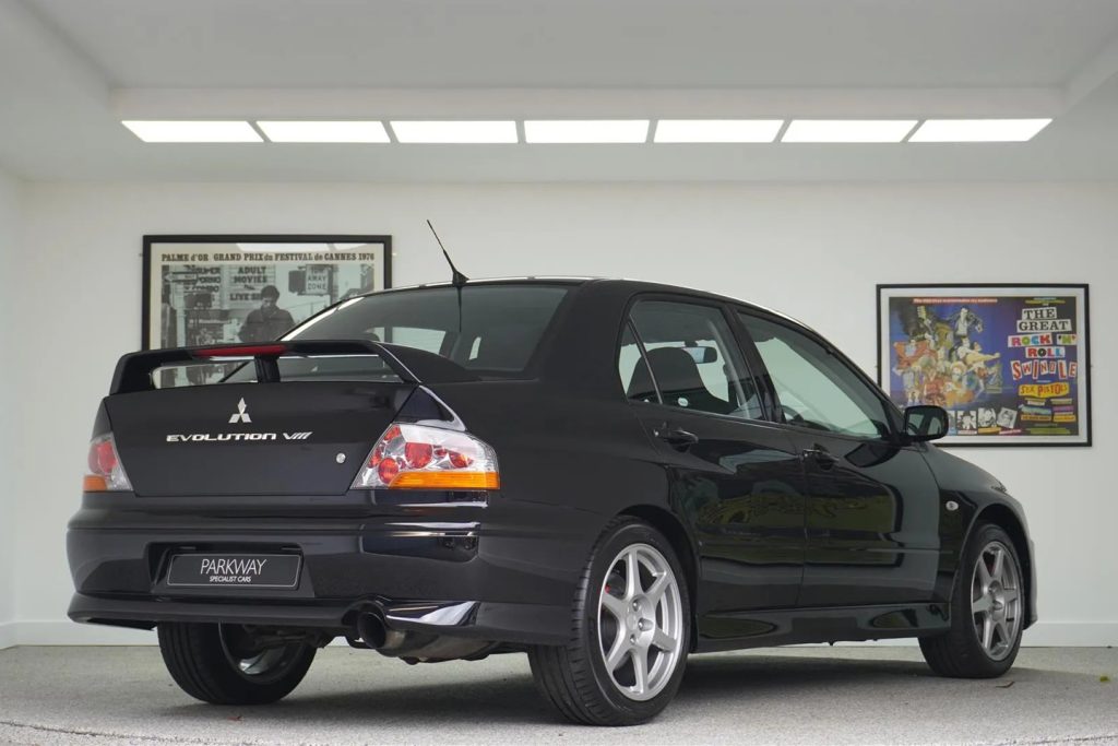 Mitsubishi Evo VIII 260 |  Εχων στίγματα