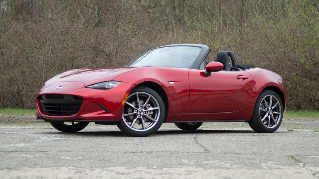 2022 Mazda MX-5 Miata Review: Roadster Perfection