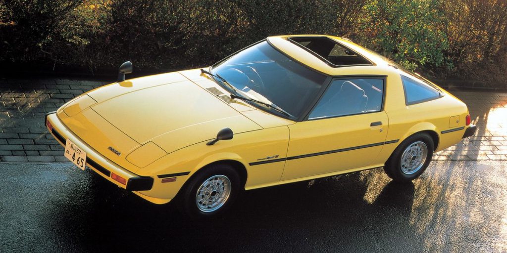 Το Mazda RX-7 κλείνει τα 40