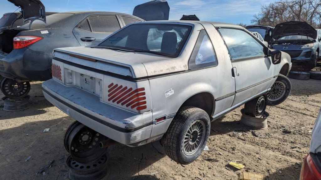 Junkyard Gem: 1987 Nissan Pulsar NX