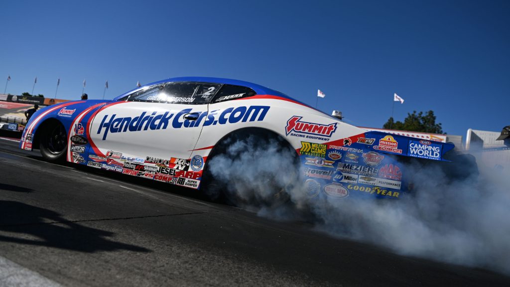 Ο πέντε φορές Pro Stock Champion Greg Anderson και η HendrickCars.com, η Hendrick Automotive Group επιβεβαιώνουν την πολυετή επέκταση της συνεργασίας |  Drag Illustrated