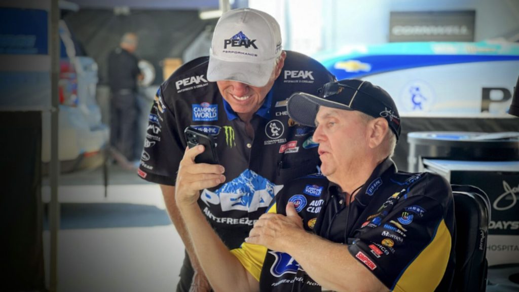 Ο John Force θα λάβει μέρος στο Celebration of Life for Friend, Sponsor and Racing Fan Frank Tiegs |  Drag Illustrated