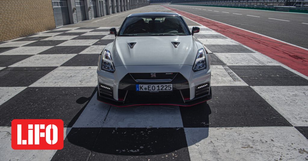 Nissan GT-R: The Story of a Motoring Legend