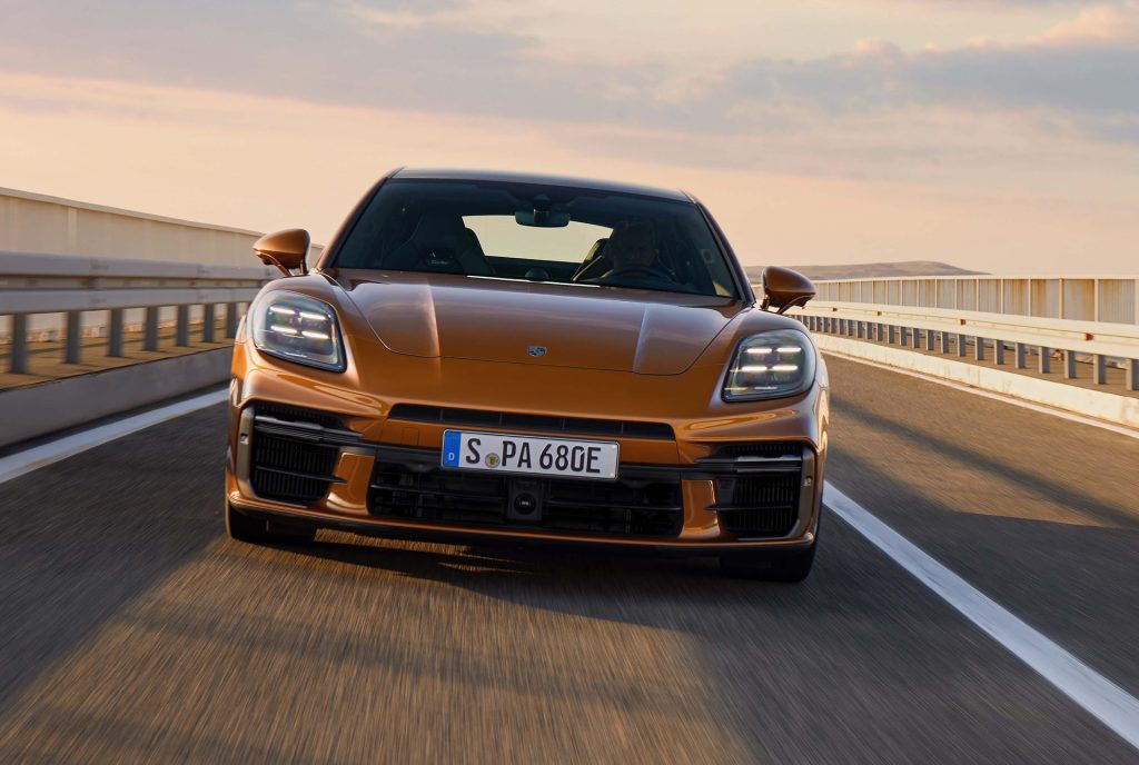 2025 Porsche Panamera, 2025 Defender OCTA: Επικεφαλίδες ειδήσεων αυτοκινήτου