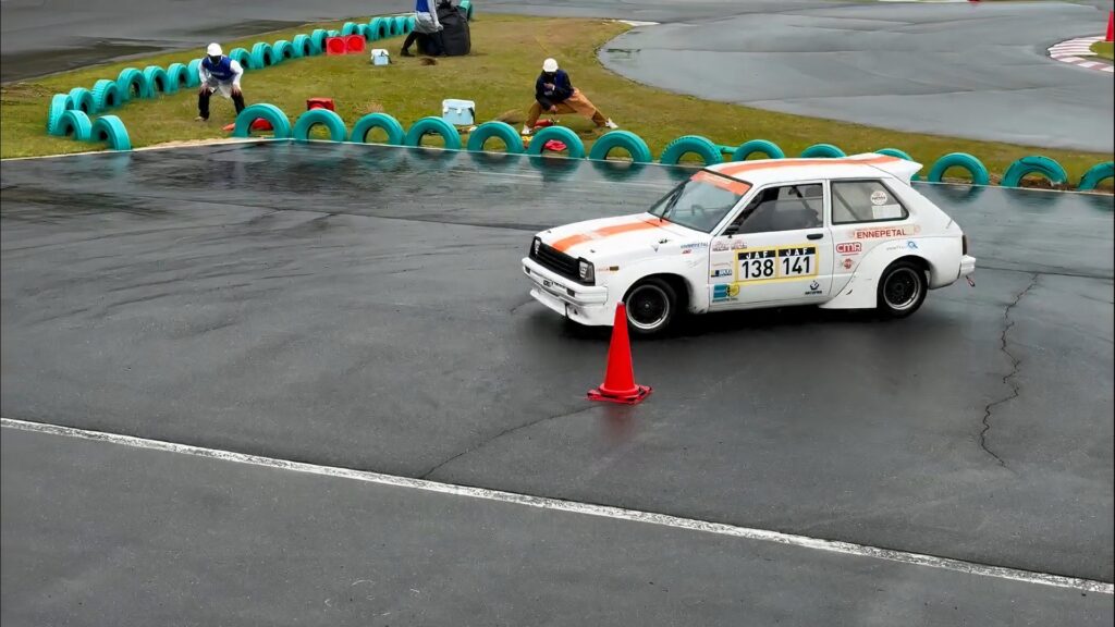 Η Drifting Precision Meets Autocross: Japanese Gymkhana Meet Meet
